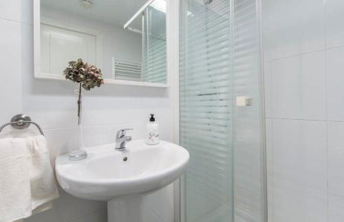 Madrid Total Access Apt 4 person - Foto 11