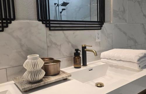 Renovated 4BR 6 Bed 3 and a half Bath Near DFW Airport - Foto 15