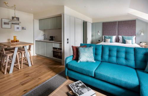 Abbey Strand Apartments, at Holyrood - Photo 11