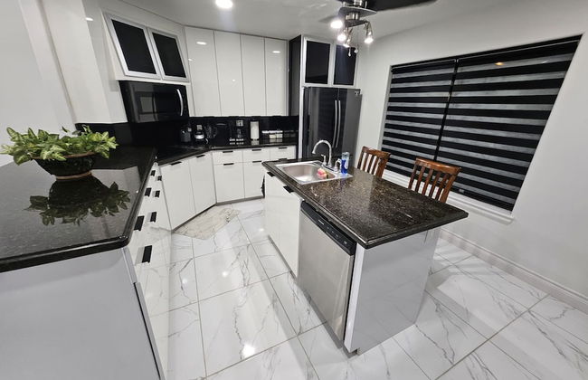 Family Luxury Home With Pool in Mcallen Near by Hospitals and Stores - Foto 18