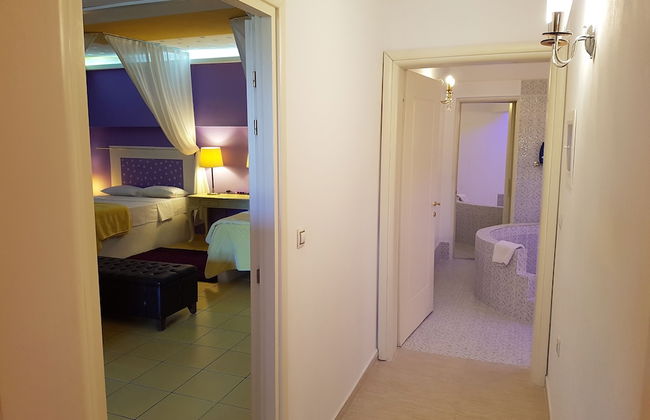 The golden brown luxury guesthouse - Foto 13