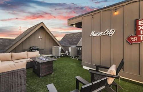 Gorgeous East Nashville House with Rooftop Patio, Garage, 9 Beds, 3 Miles to Downtown - Foto 32