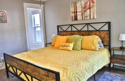 Updated Lakewood Retreat! - Foto 15