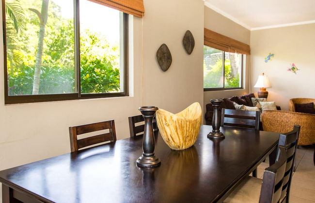 Beautiful Condo in Peaceful Cliffside Location with a Private Balcony & Stunning Ocean and Mountain Views - Foto 10