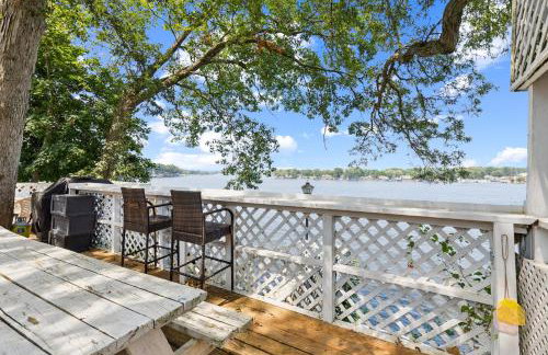 Dave's Last Resort-House on the Lake home - Foto 13