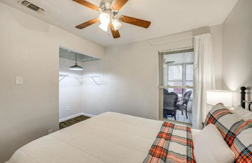 3 Mi to Randolph AFB Family Home with Poker Table! - Foto 17