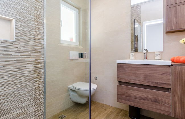 Villa Tranquility Nest Beniva - Three-bedroom Villa With Swimming Pool and Partial Sea View - Foto 19