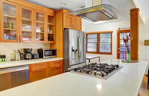 Entire House,Convinient location in Los Angeles , near Universal, Hollywood, Pets Friendly, Free WIFI - Foto 7