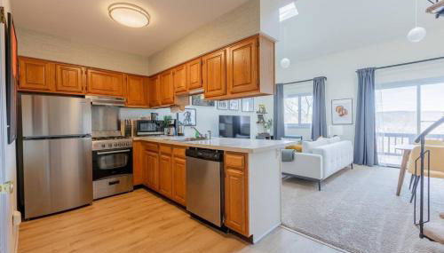 Cozy 2BR condo w/ valley views - Foto 4, stove, dishwasher, pet friendly, minibar