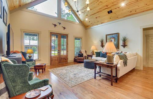 Spacious Midway Cottage with Porches, Near Hunting! - Foto 5