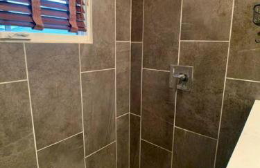 2 Bed Stay with Updated Bath and Kitchen - Foto 16