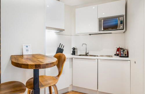 Magnifiques et lumineux Appartement de charme aux Quinconces ideal pour 4 ou 6 personnes - Foto 42