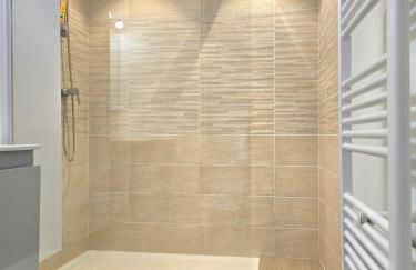 Les Embruns - Super Vue mer, refait à neuf avec parking privée à La Ciotat - BY AURAconciergerie - Foto 13