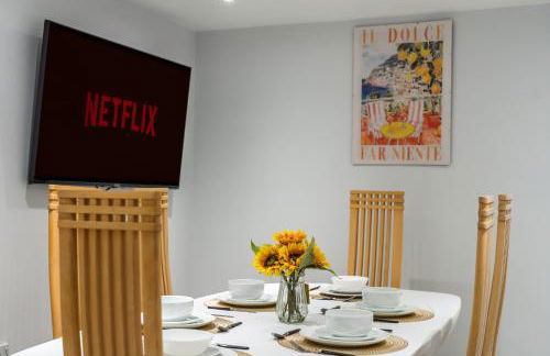 Newmarket House 5 Bedroom 5 En-suite Free Parking - Foto 6