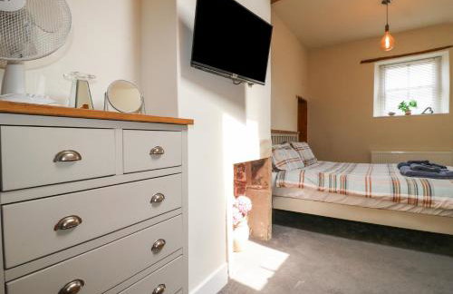 Milford Cottage - Photo 14