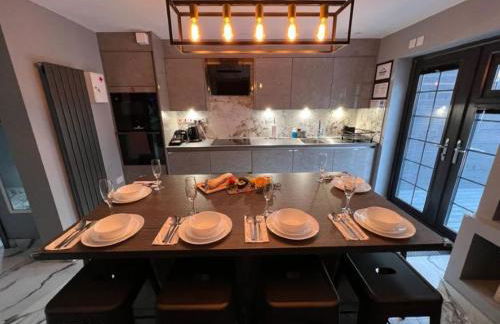 Urban Escape 4BedRoom House- With Free private Parking - Birmingham City - Foto 21