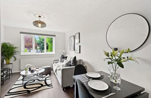 Luxury 1 bed flat South Woodford with parking - minutes walk to Central line Zone 4 - Foto 13