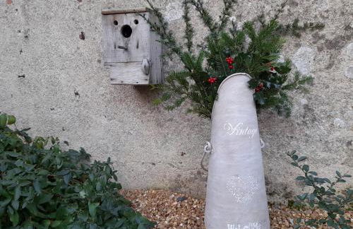 Gîte familial à Arrou avec jardin, babyfoot, mezzanine suspendue et cuisine équipée - FR-1-581-93 - Foto 11