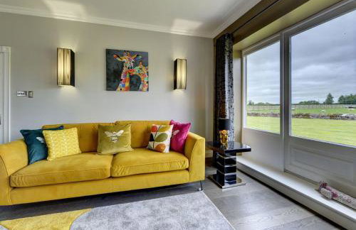 The Farm House - Photo 10