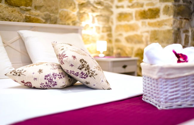 Gaius Aurelius Valerius - Photo 58