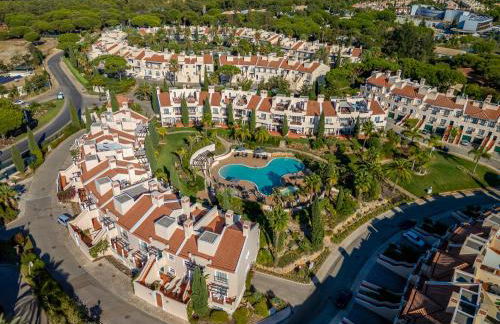 5 star Luxury Palmview apartment with large terrace and communal pool - Foto 7