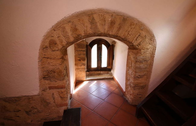 Umbria's Poolside Charm - Photo 26