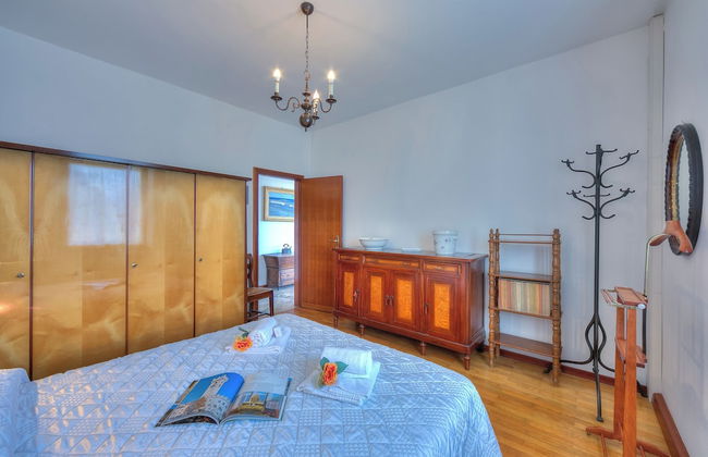 Sunrise On The Garda Lake - Photo 3