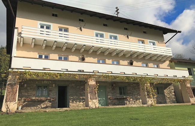 Spacious Villa near Forest in Buchet - Photo 1