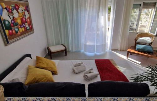 Seafront House,Sea Views,Pool and BBQ, Airport 10 mns - Photo 68