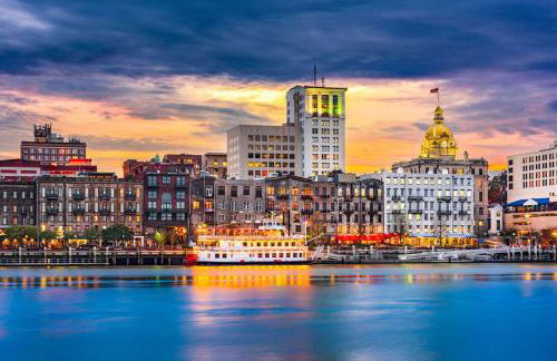 Walk Score 90!!-Historic Downtown District-2 Blocks to Famous Forsyth Park-FREE Private Parking-Huge Private Patio - Foto 39
