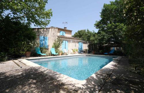 jolie location, maison avec piscine et joli jardin fleuri, à oppède dans le luberon en provence – 6 personnes - Foto 24