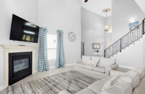 Enclave 202a 2 Bedroom Condo by RedAwning - Foto 21