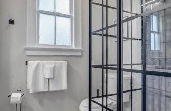 Renovated Apt - Blocks from Shoppes of Avondale - Foto 23