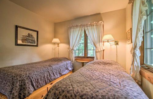 Waterfront Lake George Cabin Walk to Water - Foto 18