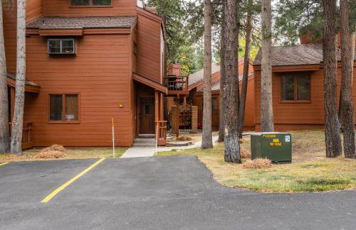 Updated 2 Bedroom and Loft 2 Full Bathroom Woodlands #51Just Steps to Shuttle Close to Golf Course - Foto 32