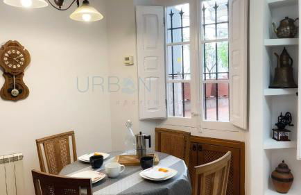 Vivienda turistica con encanto centrico, wifi y patio - Foto 8