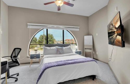 Cozy 1BR- Pool,Gym,Pkng,Near BOK Ctr&Arts Dstrct - Photo 69