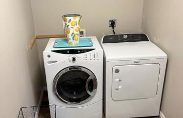 The Poolside Escape - Foto 32