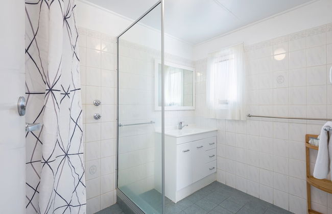 Albany Holiday Units - Photo 33