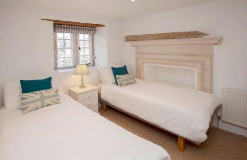 Charming Country House Nr Bath - Photo 27