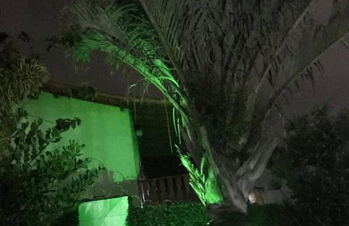 CASA SURYA, Piscina Fantástica, Churrasqueira, Completa, 18 HÓSPEDES na REGIÃO DOS LAGOS - Casa de Campo - Foto 42