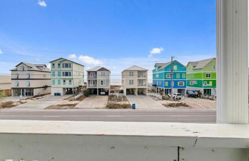 3BR Condo Gulf Views with Pool, Boat Launch and Dock - Photo 20