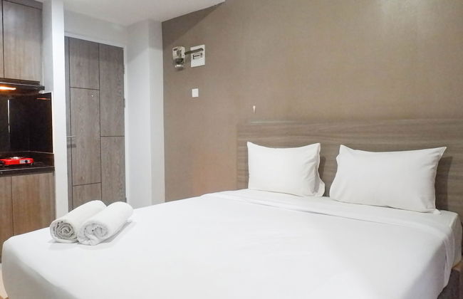 Delightful Luxurious Studio Room at Taman Melati Surabaya Apartment - Photo 2