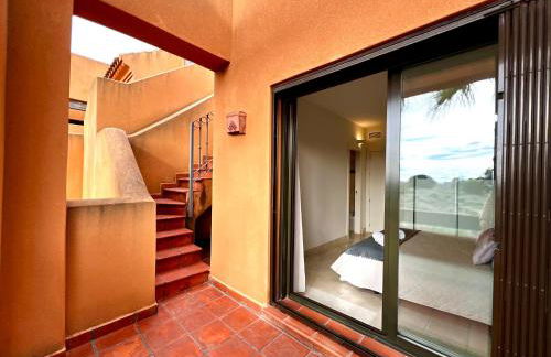 Oasis con piscina y sol - Foto 51