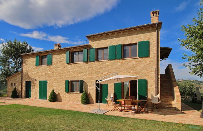 Cottage in Montelabbate With Pool & Forest - Foto 33