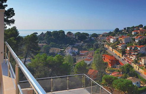 Lovely Home In Santa Susanna With Wifi - Foto 17