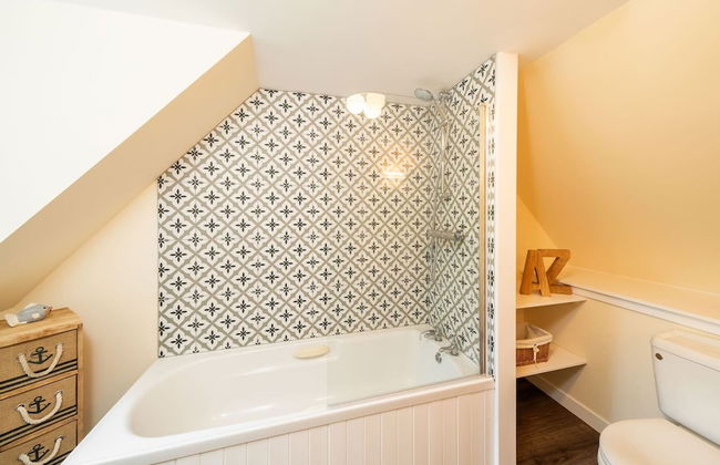 Red Squirrel Cottage Pet Friendly Family Adventure Retreat in Aberdeenshire - Photo 26