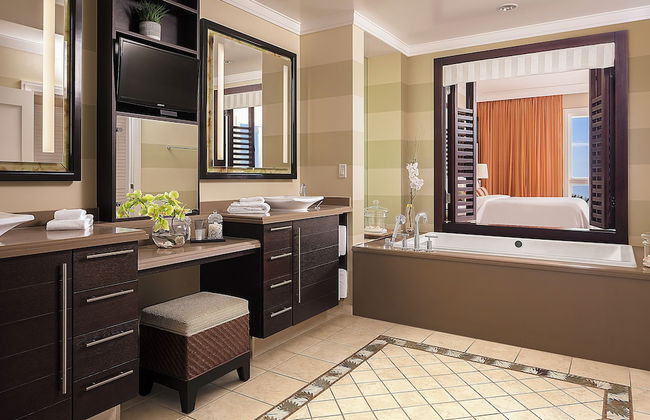 The Residences at Siesta Key Beach by Hyatt Vacation Club - Photo 10