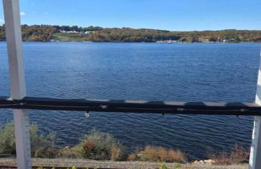 Riverfront Home with a View! - Foto 38