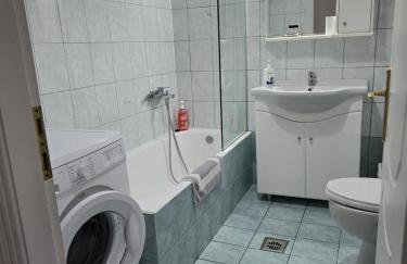 Cave Apartments - Photo 11